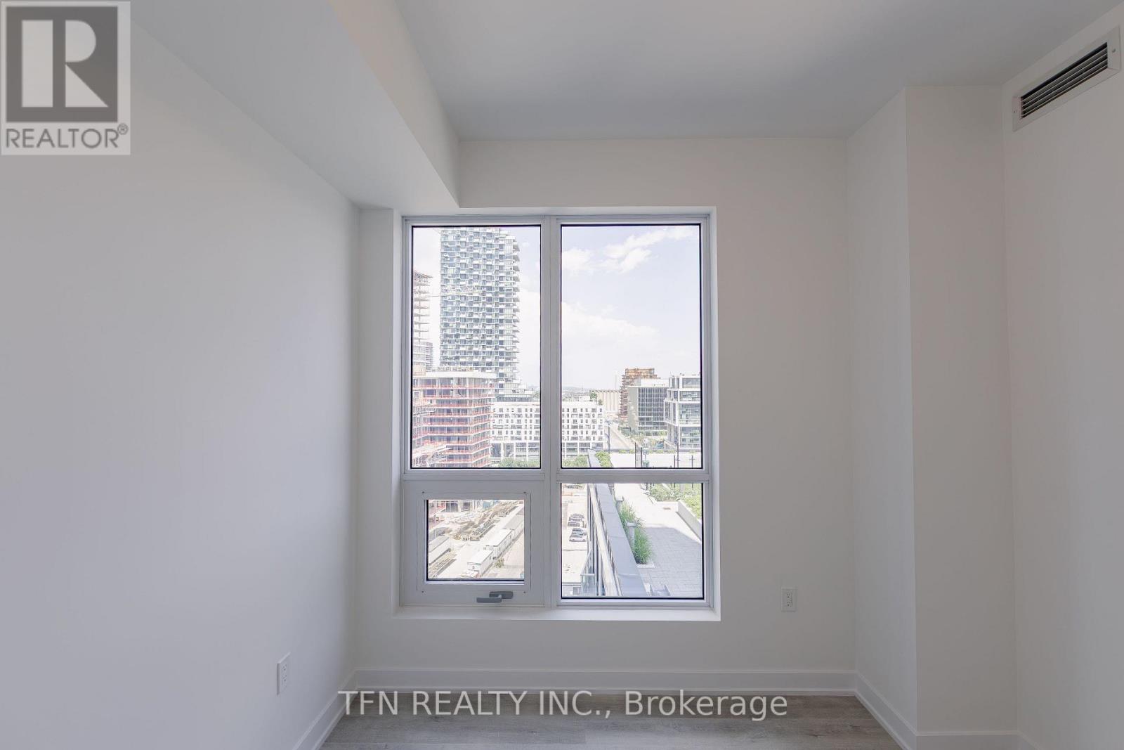 #1313 15 RICHARDSON STREET - 15