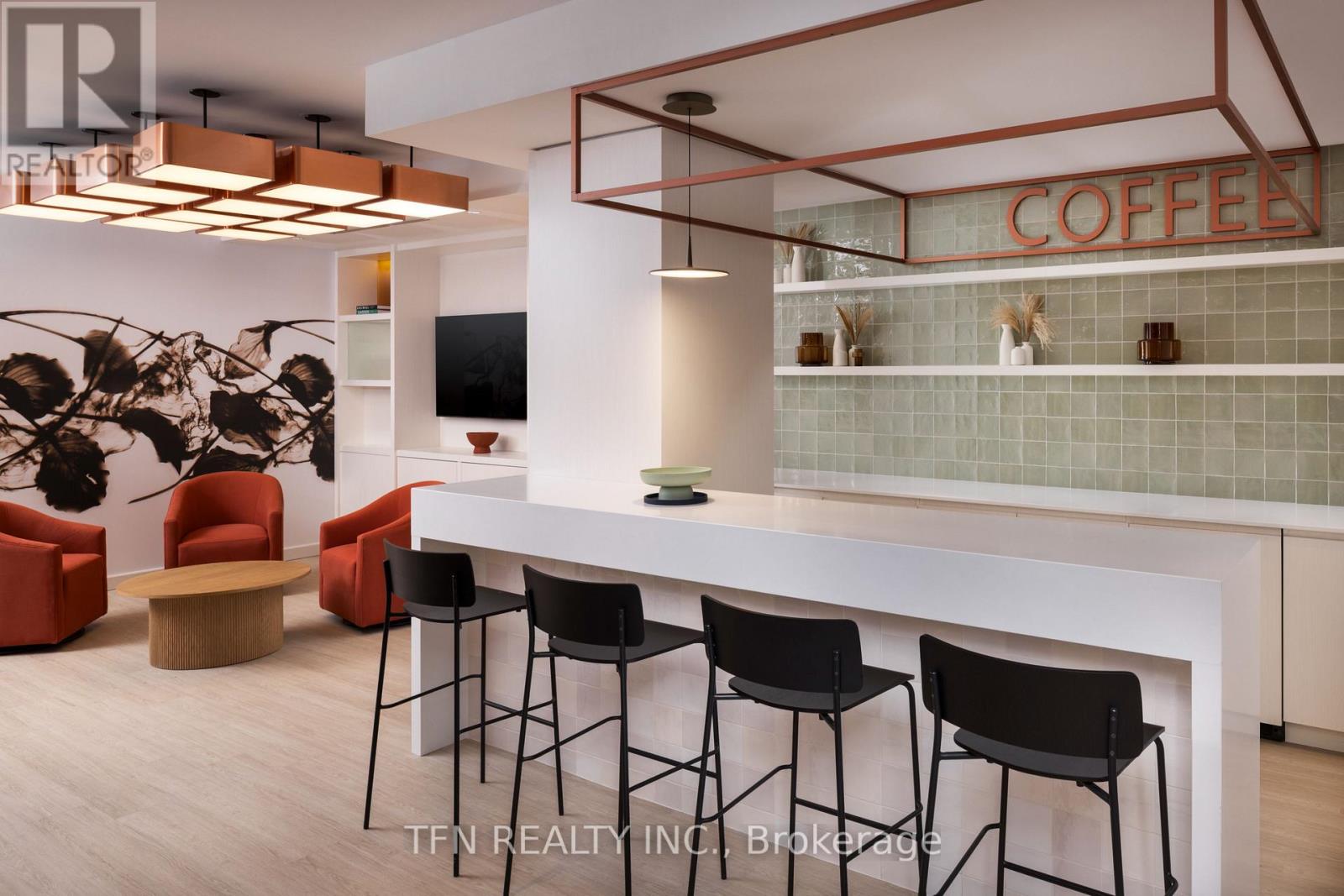 #1610 15 RICHARDSON STREET - 23