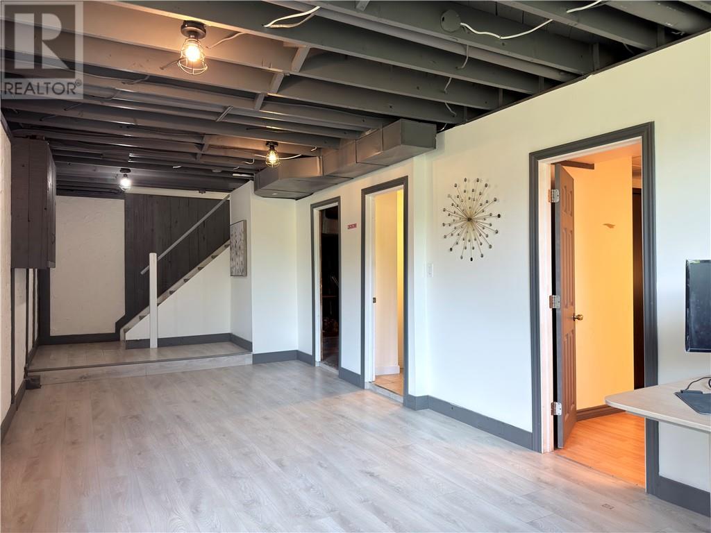 62 Gill Street - Image 34