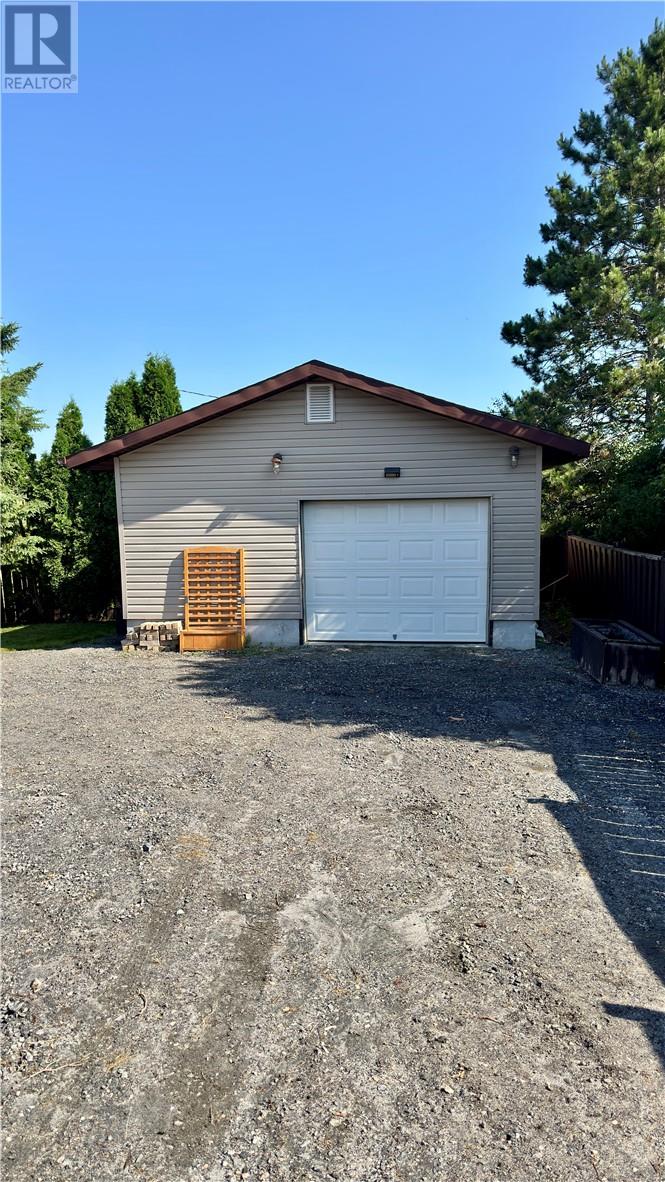 118 Hillcrest Drive - Image 18