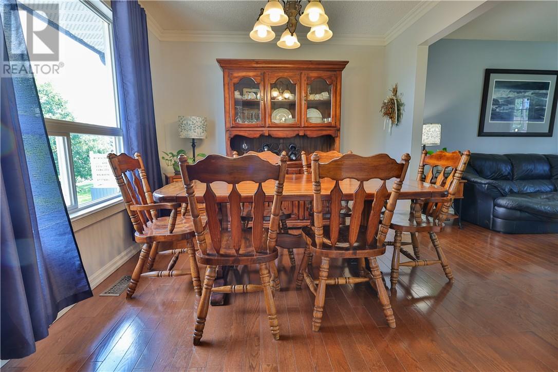118 Hillcrest Drive - Image 7