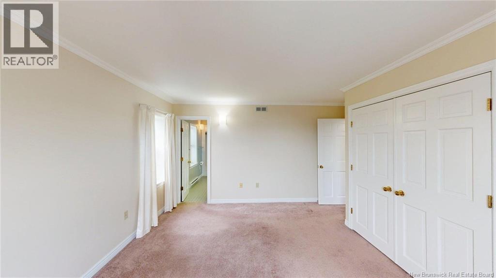 167 Meadowbank Avenue - 43