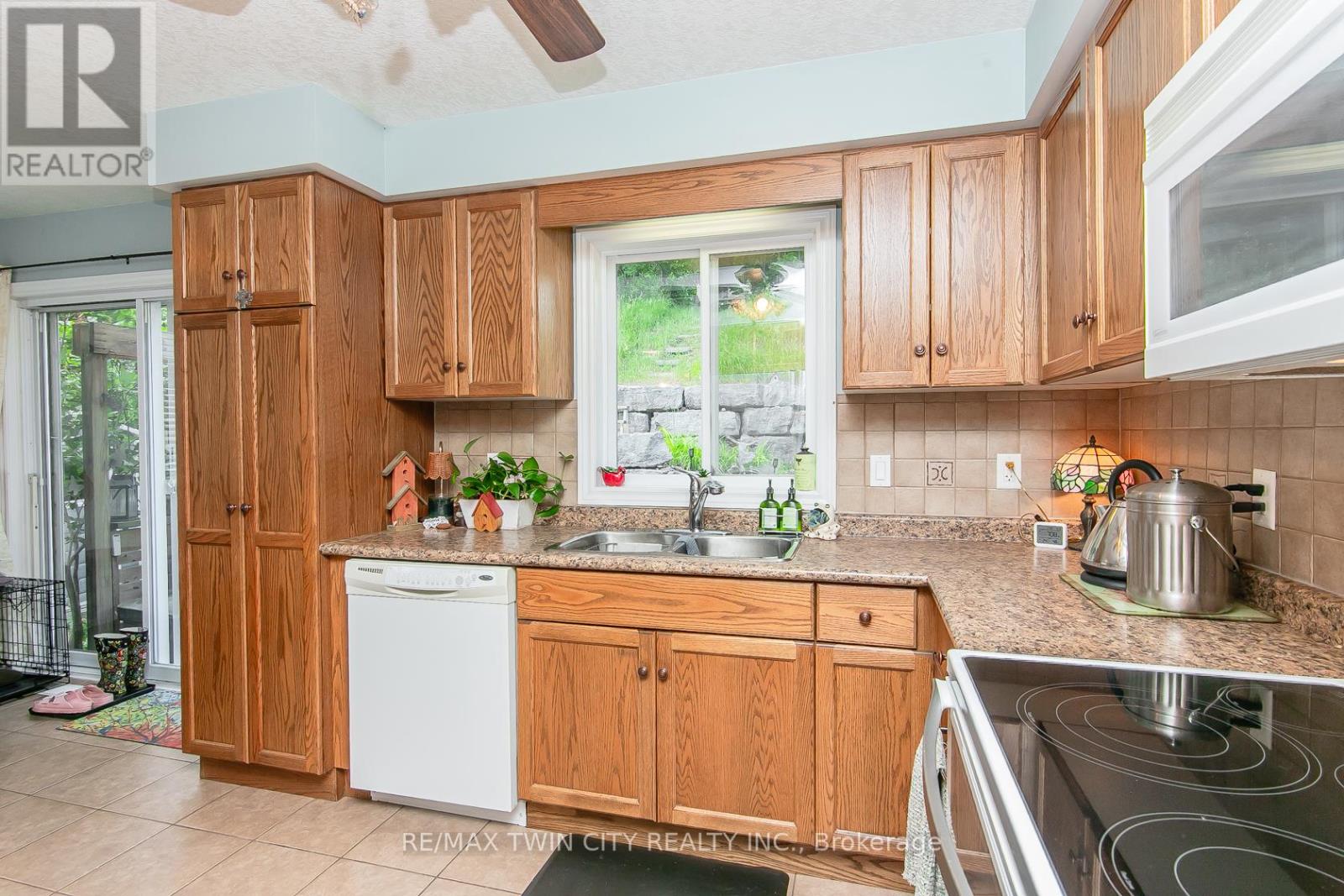 107 UPPER MERCER STREET - Image 12