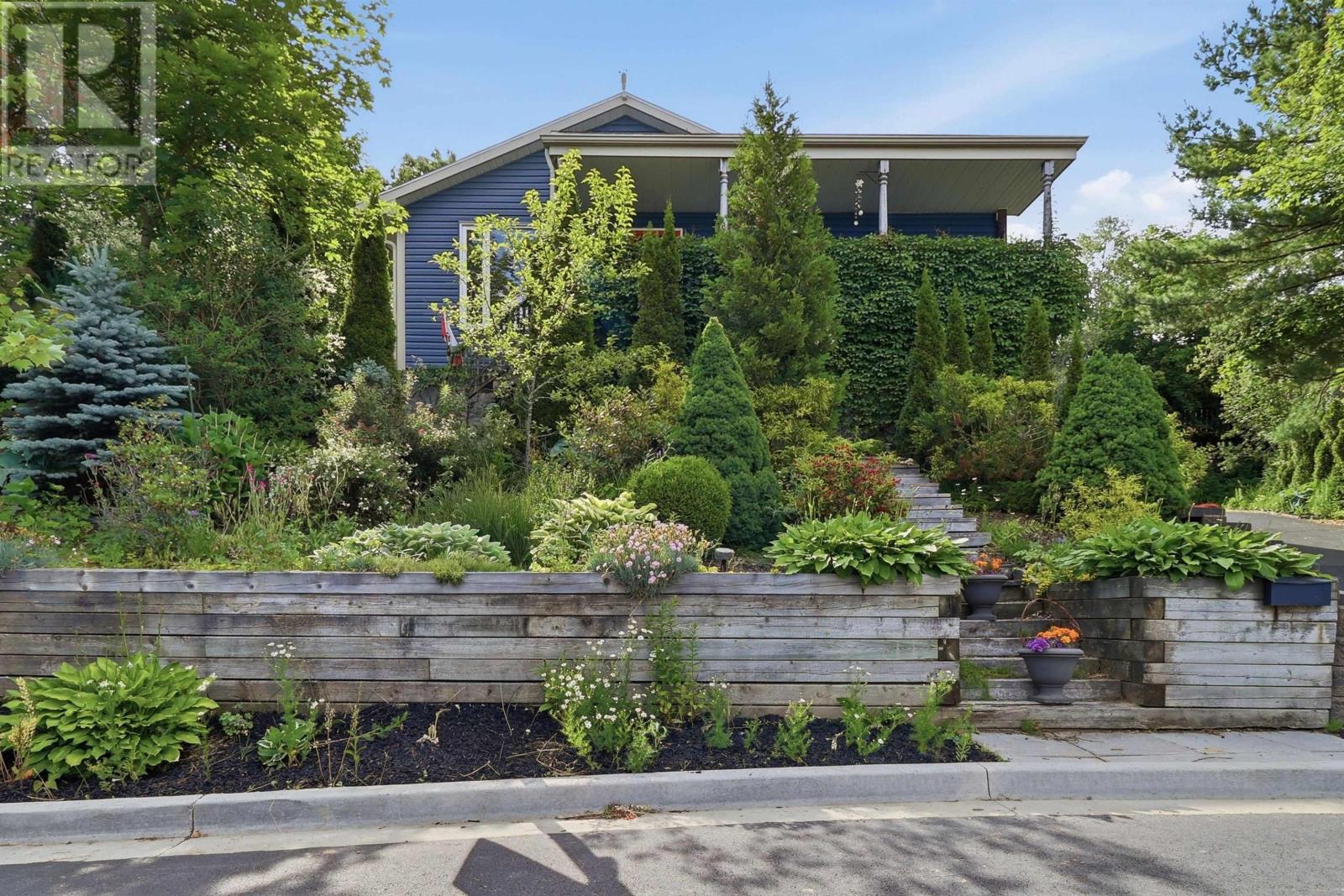 24 Winsloe Drive - 2