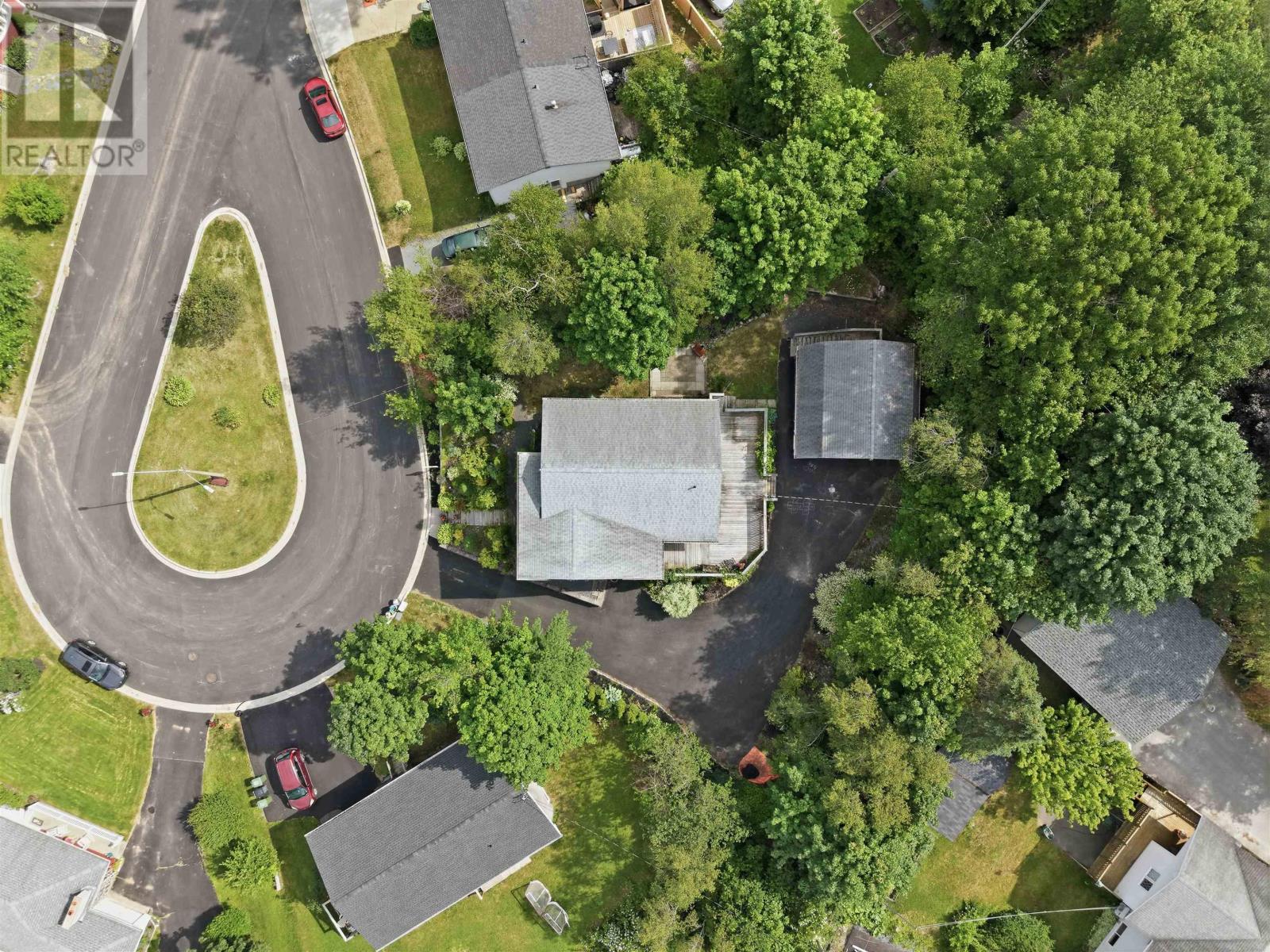 24 Winsloe Drive - 41