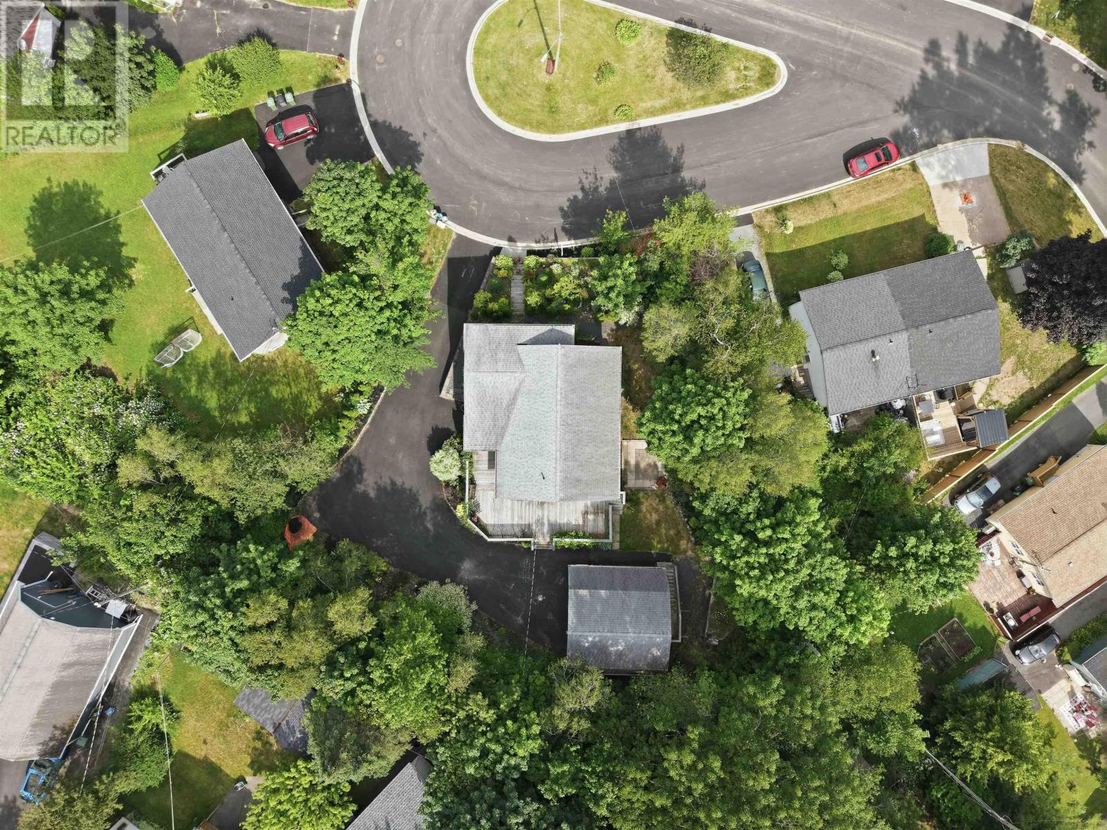 24 Winsloe Drive - 42