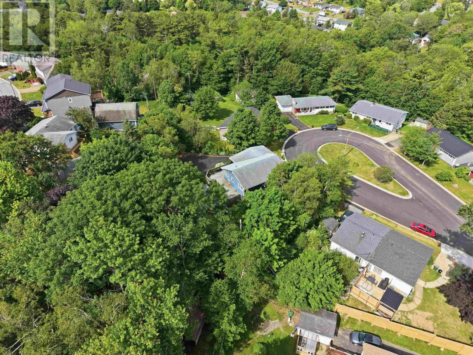 24 Winsloe Drive - 44