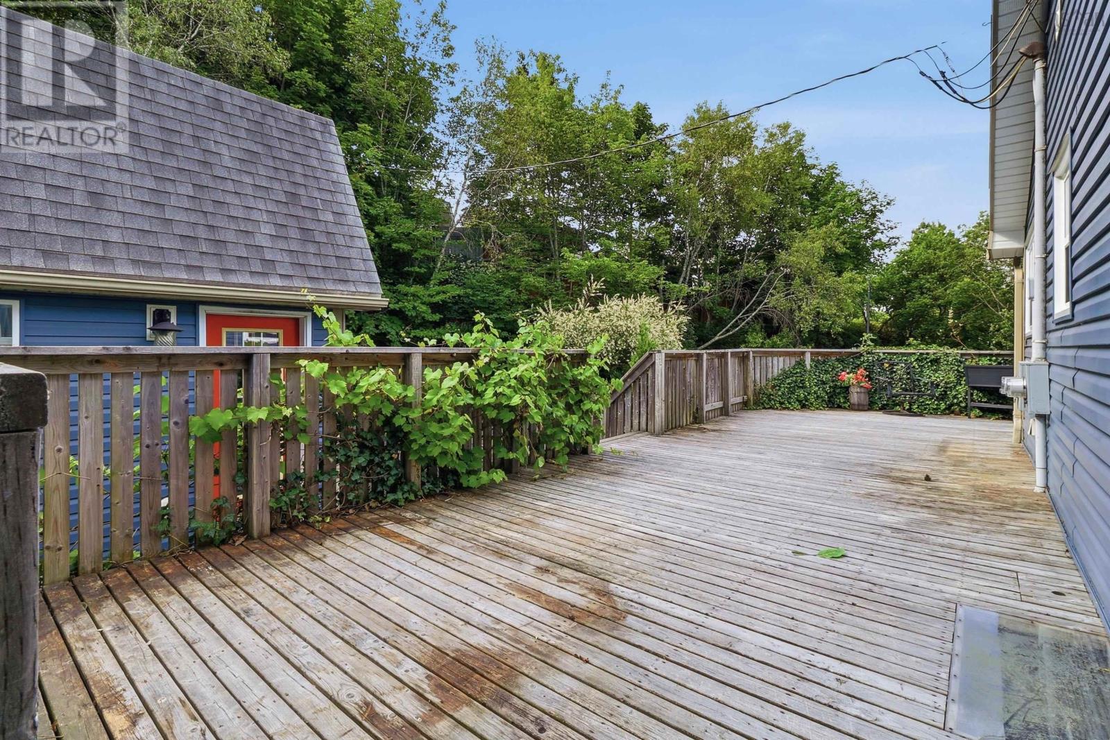 24 Winsloe Drive - 4