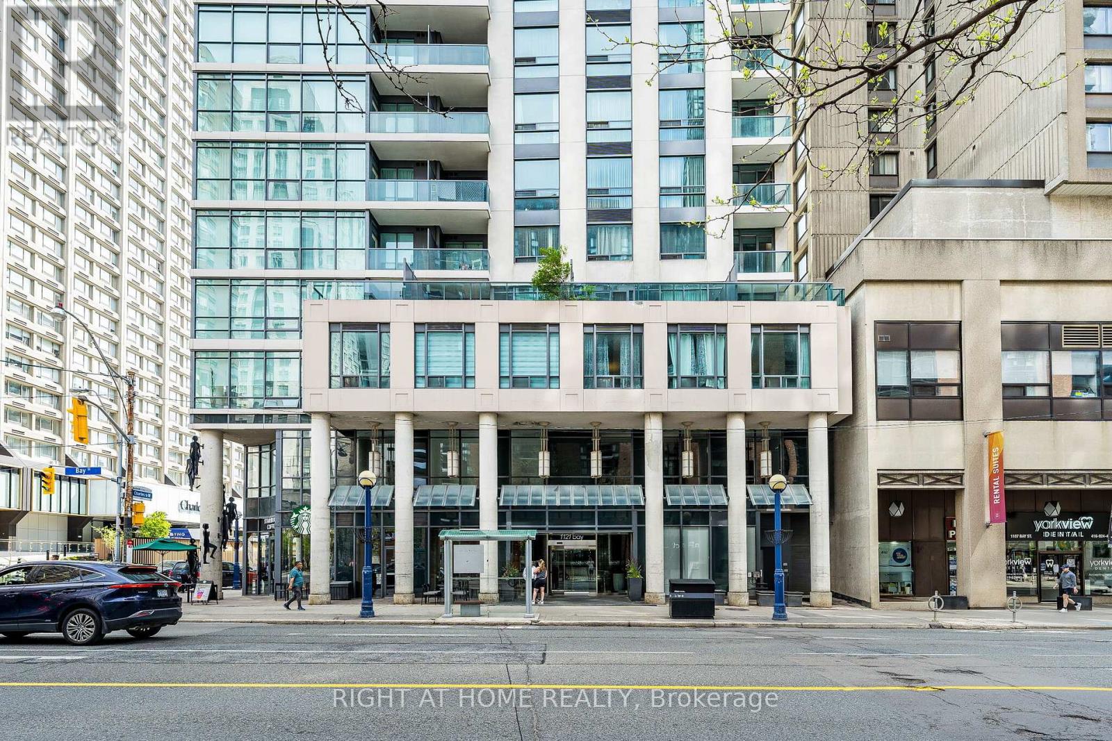 #1106 1121 BAY STREET - 3