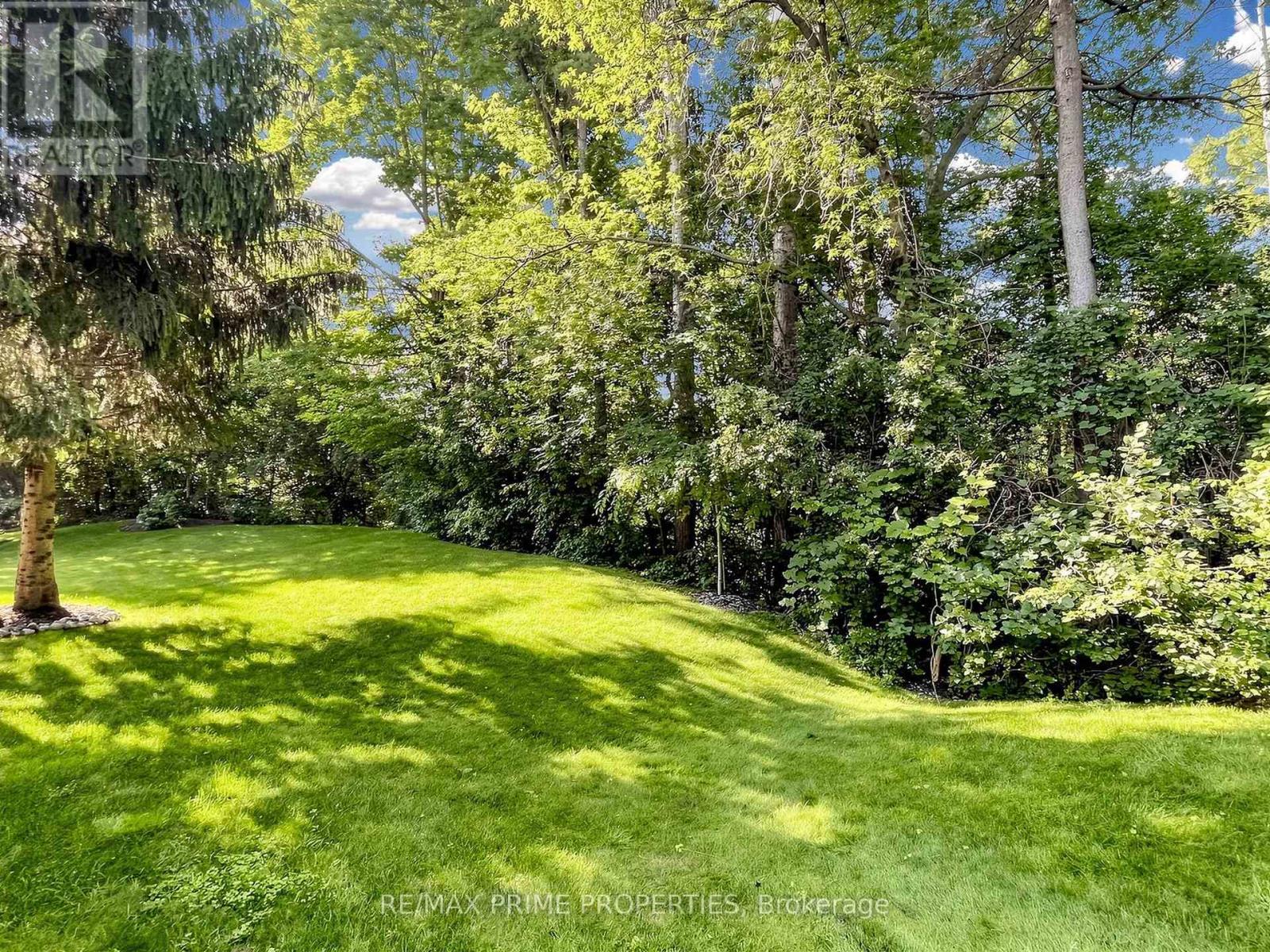 11 BERCZY CREEK WAY - 46