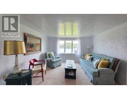 18 Salt Harbour Road thumbnail 12