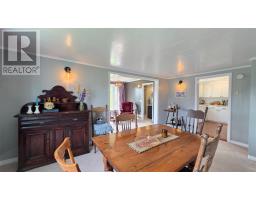 18 Salt Harbour Road thumbnail 16