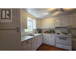 18 Salt Harbour Road thumbnail 22