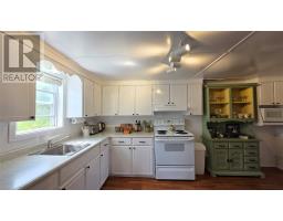 18 Salt Harbour Road thumbnail 23