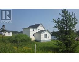 18 Salt Harbour Road thumbnail 3