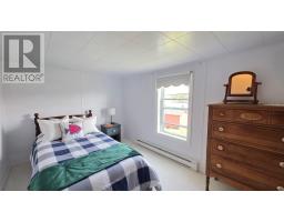 18 Salt Harbour Road thumbnail 34