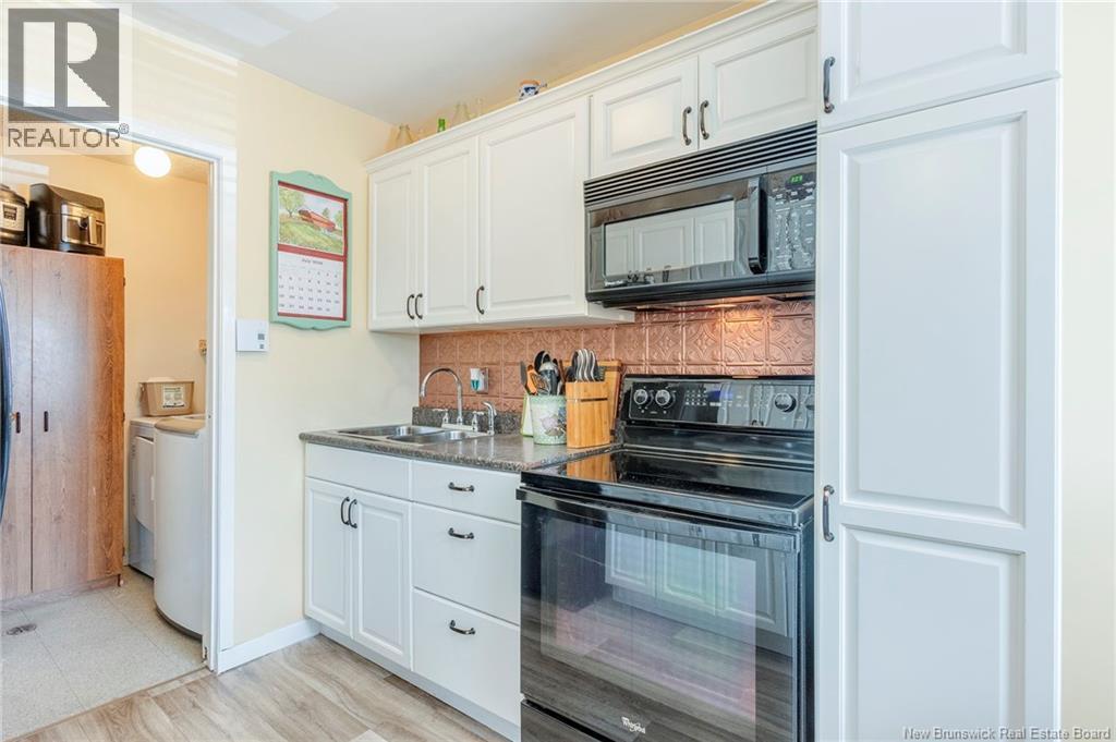 819 Highmeadow - 6