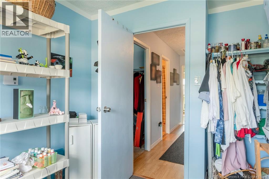 819 Highmeadow - 24