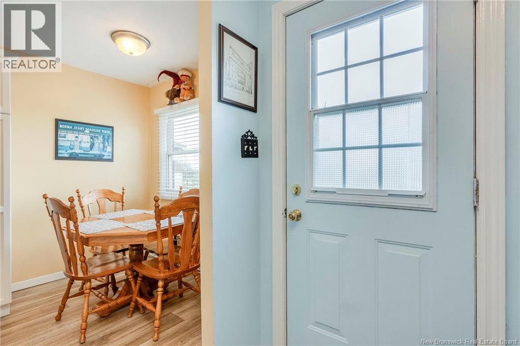 819 Highmeadow - 9