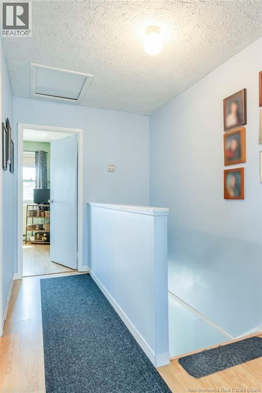 819 Highmeadow - 19