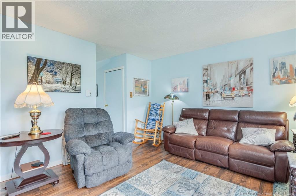 819 Highmeadow - 15