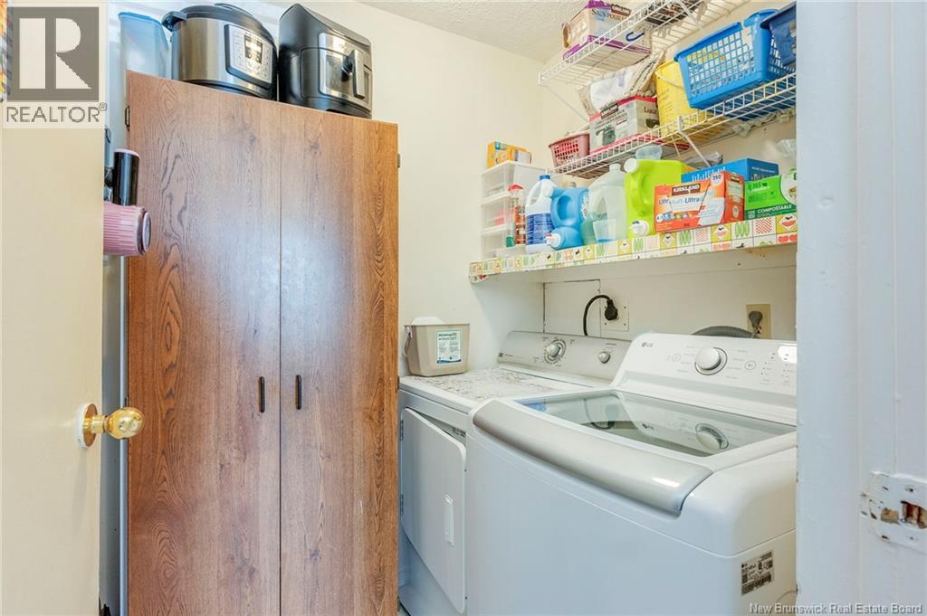 819 Highmeadow - 10