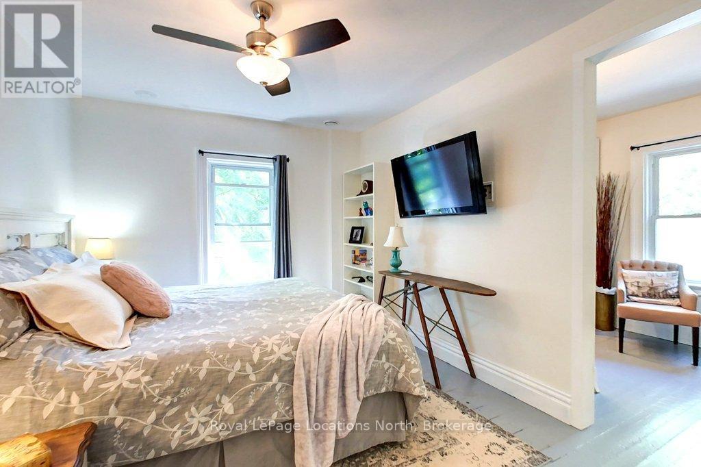138 BRUCE STREET S - 21