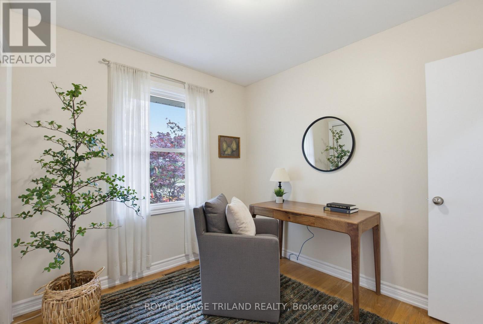 203 TAVISTOCK ROAD - 23