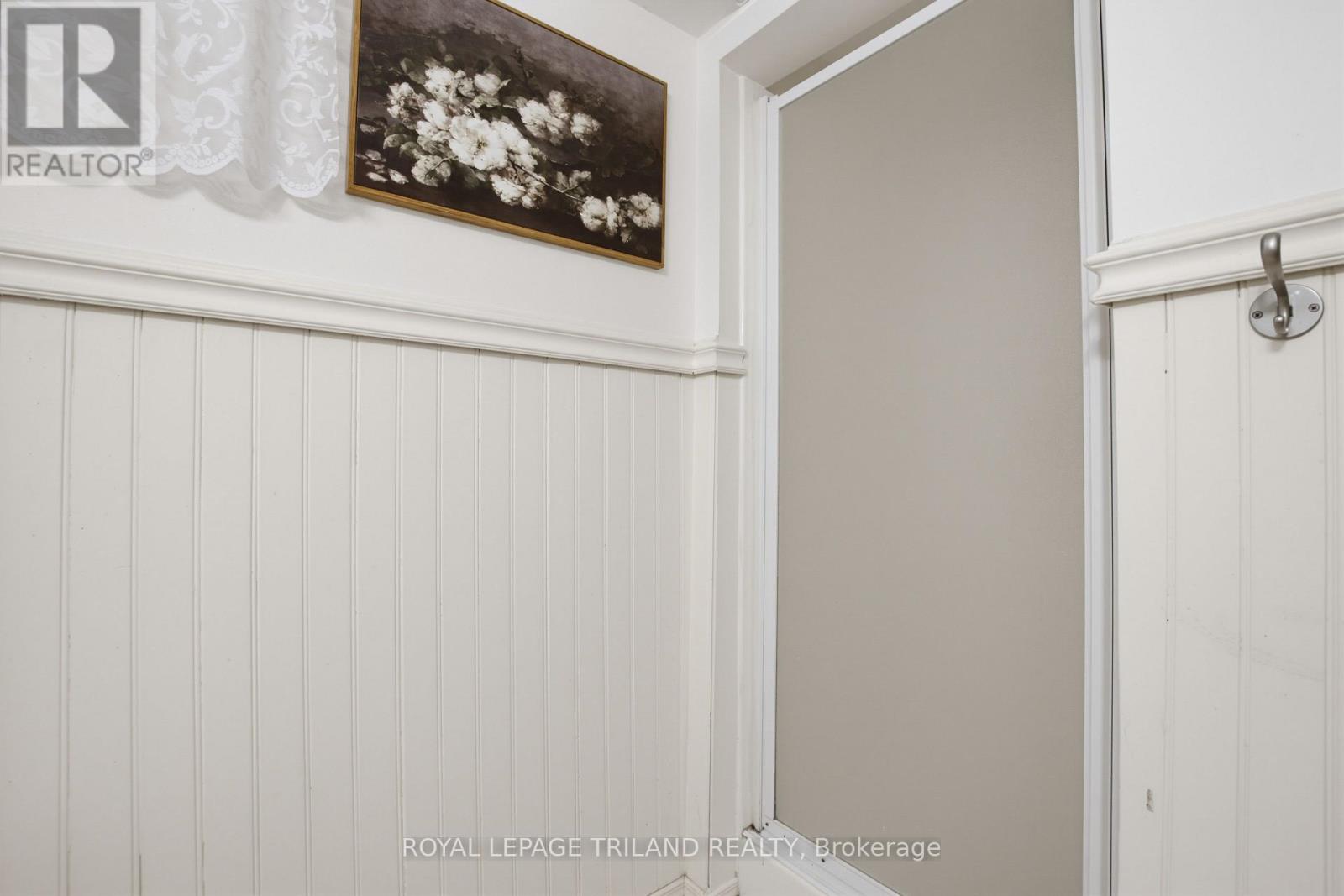 203 TAVISTOCK ROAD - 35