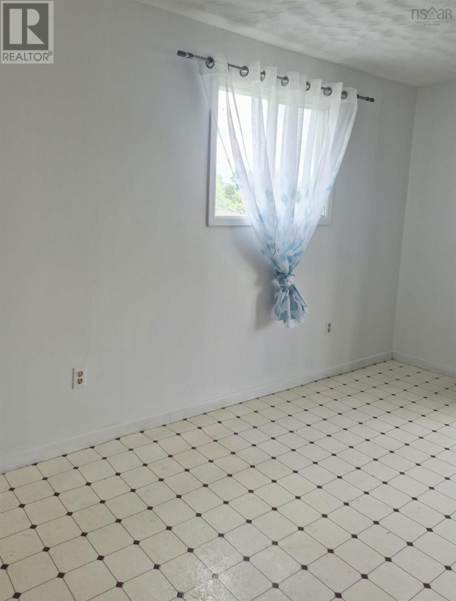 68 Hillcrest Avenue - 27