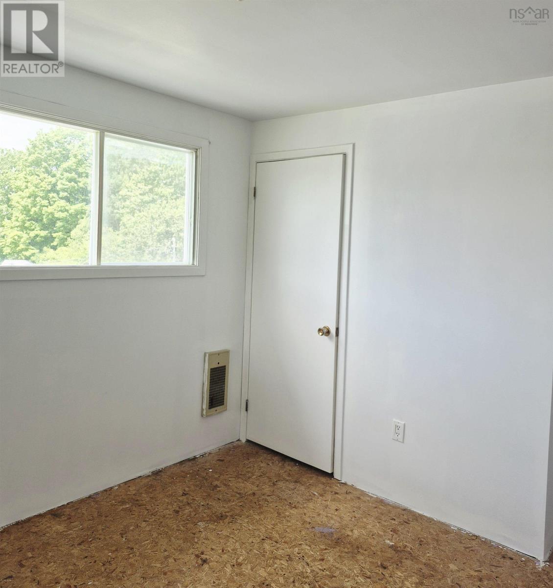68 Hillcrest Avenue - 30