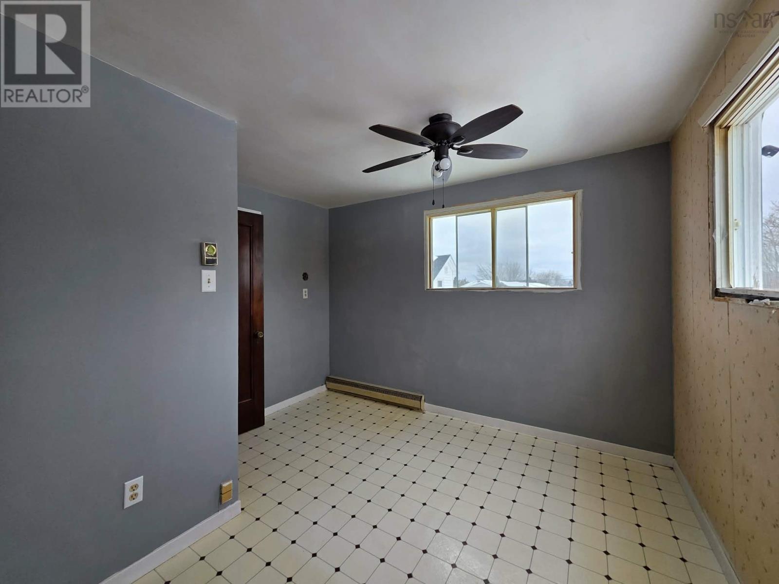 68 Hillcrest Avenue - 34