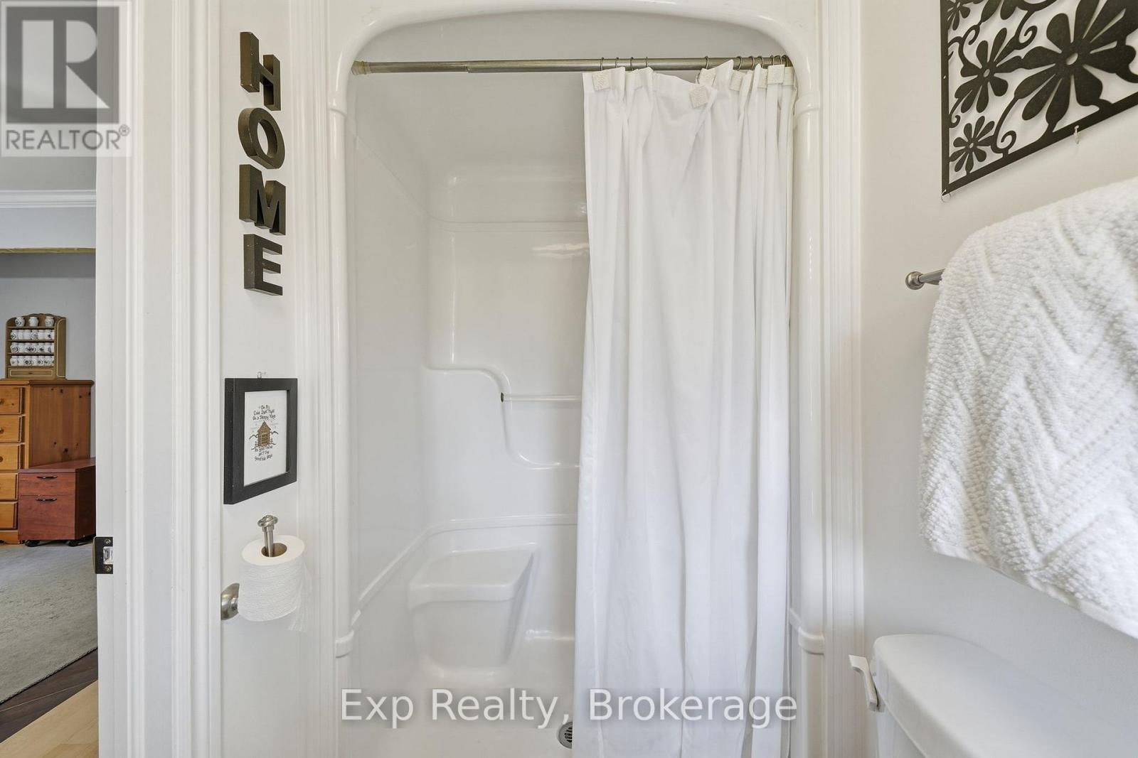 21627 LOYALIST PARKWAY - Image 25