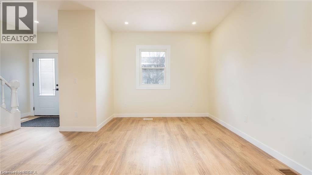 55 WINNIETT Street - 5