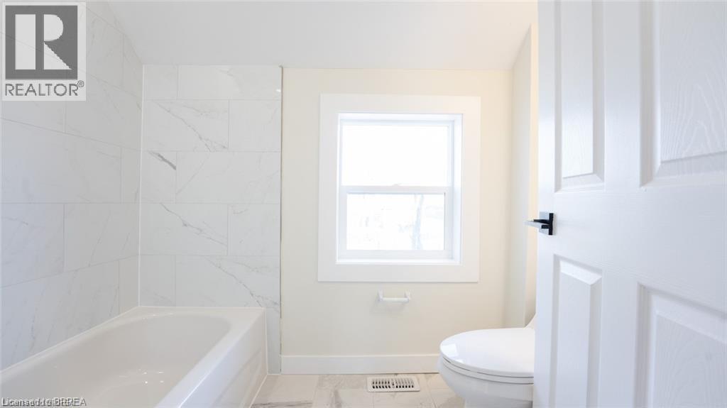 55 WINNIETT Street - 7