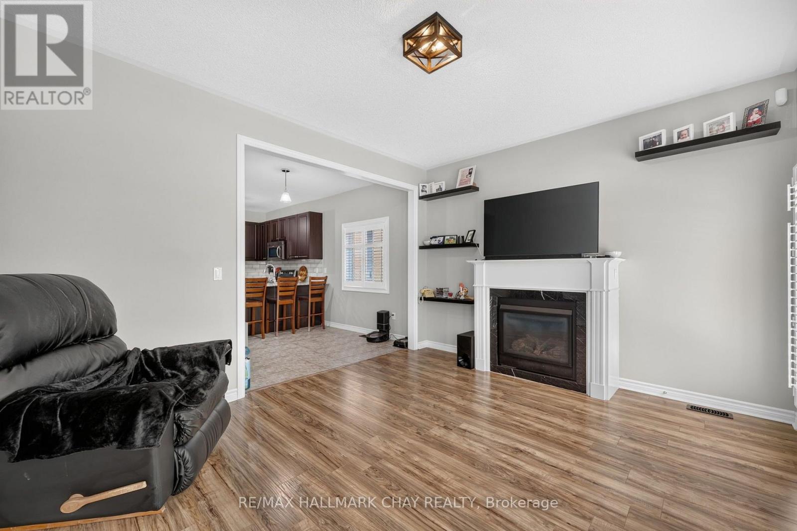 72 DECAROLIS CRESCENT - Image 13