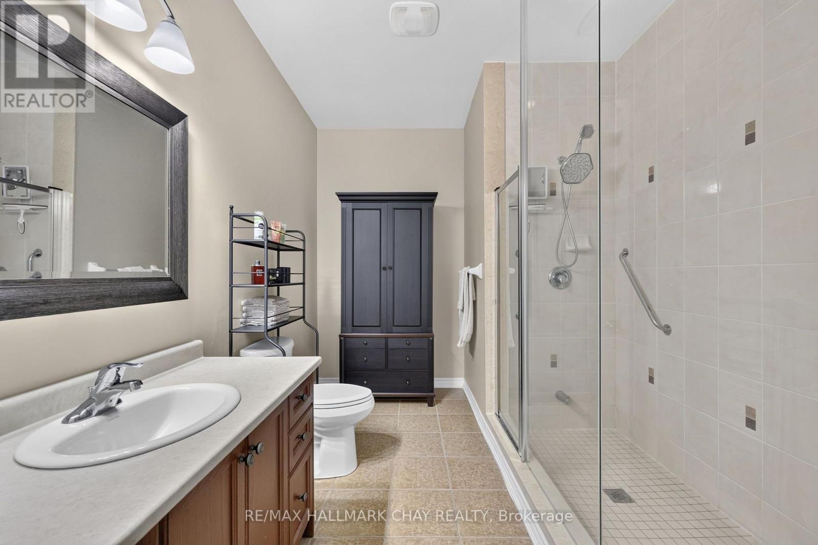 72 DECAROLIS CRESCENT - Image 18