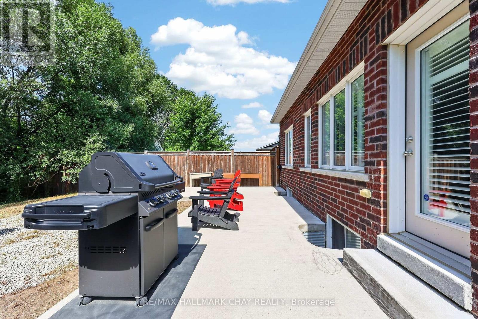 72 DECAROLIS CRESCENT - Image 29