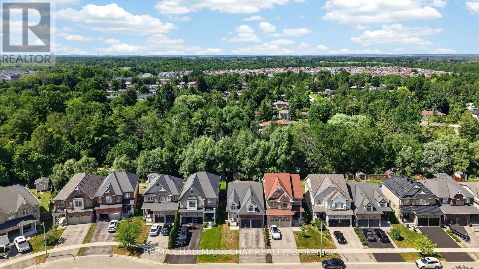 72 DECAROLIS CRESCENT - Image 33