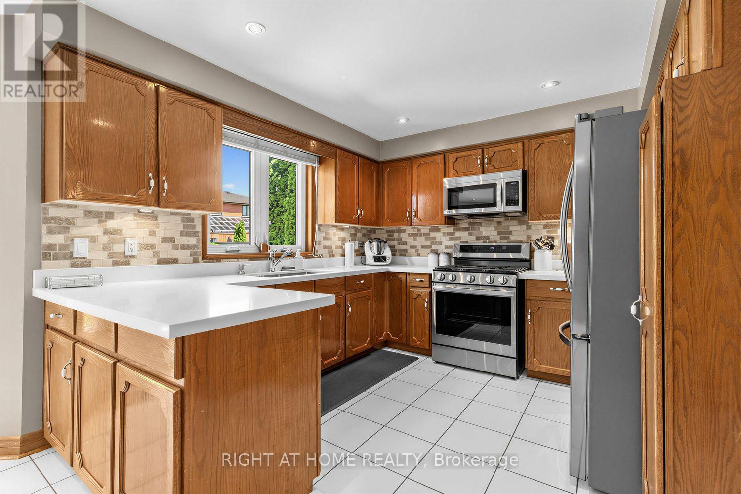 112 BELVIEW AVENUE - 12