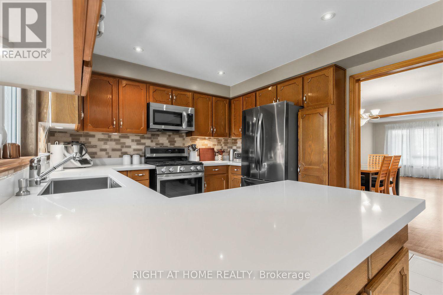 112 BELVIEW AVENUE - 13