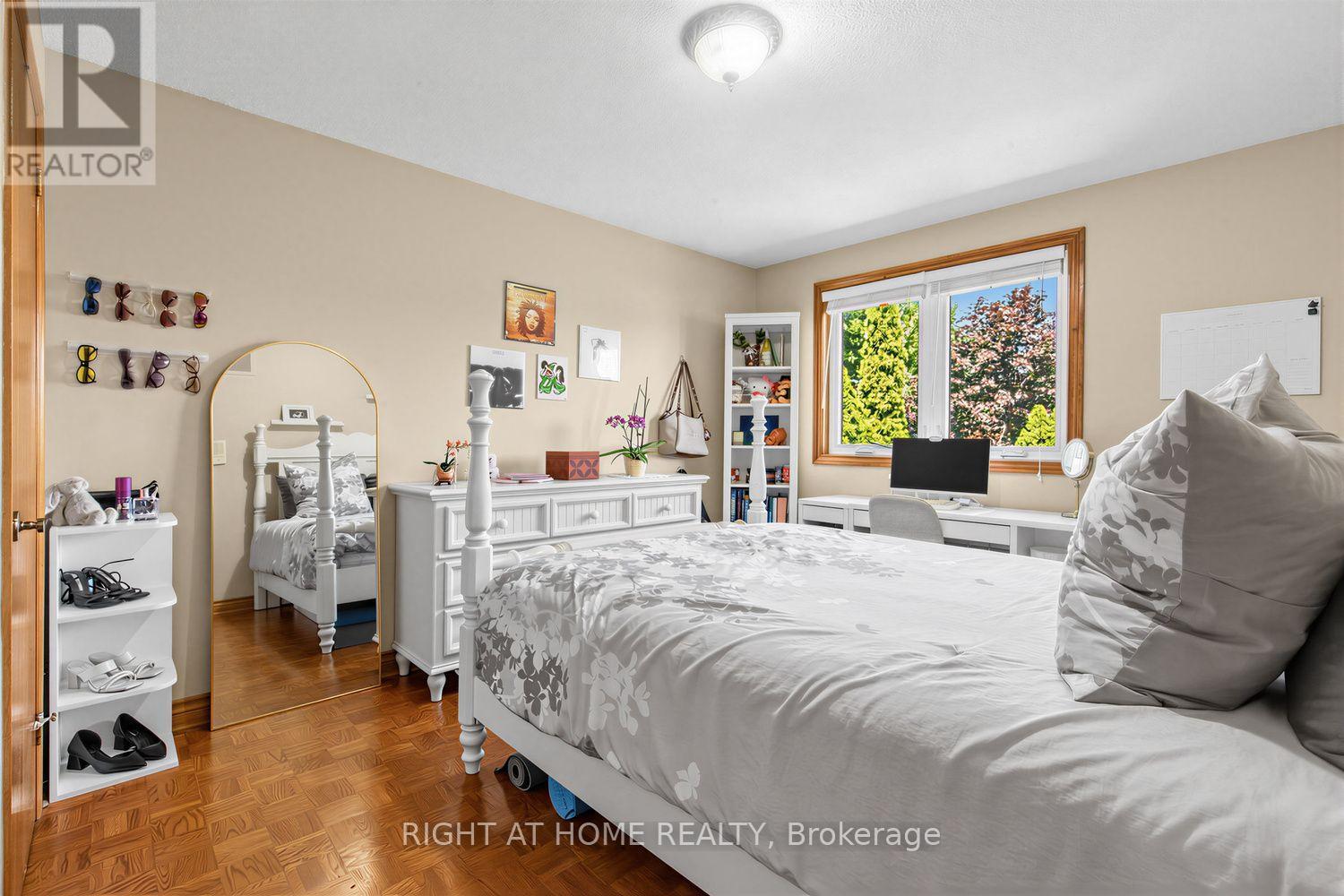 112 BELVIEW AVENUE - 25