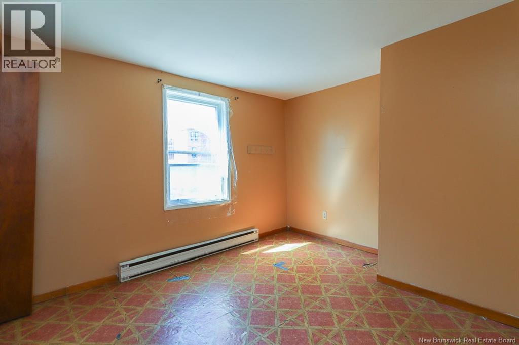 304 Carmarthen Street - 33