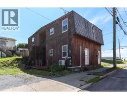 304 Carmarthen Street, photo 2