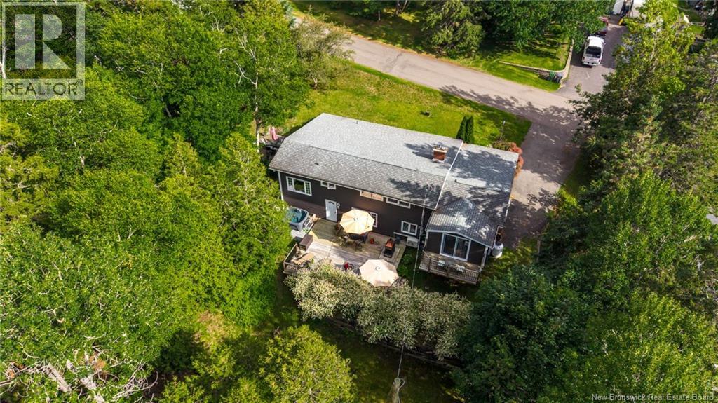 36 Lake Road - Image 2