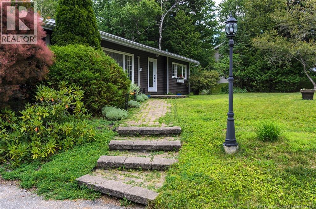 36 Lake Road - Image 3