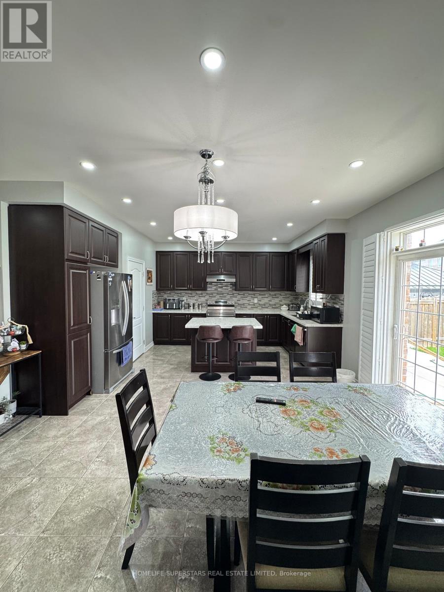 126 MARTIN BYRNE DRIVE - 17