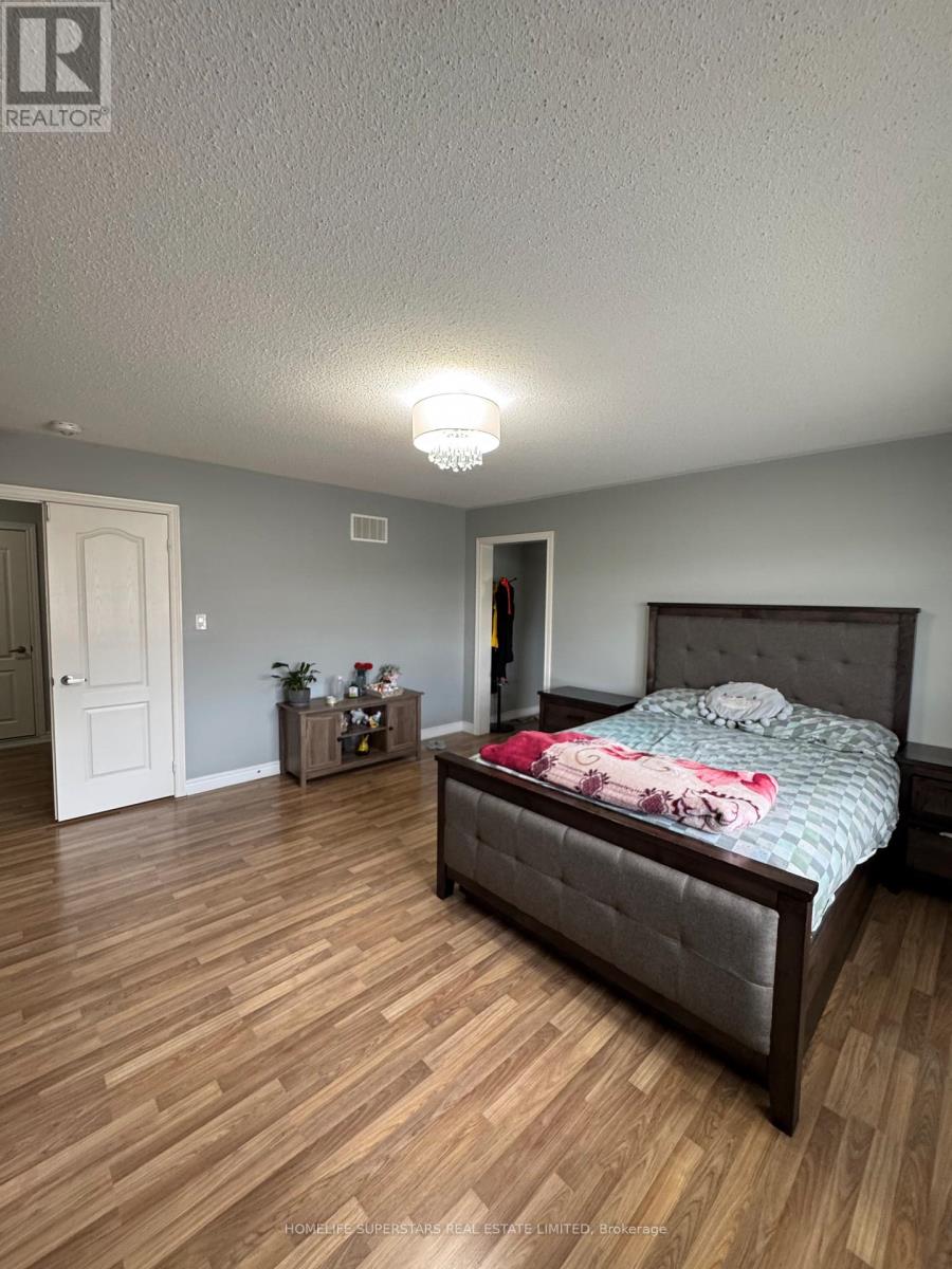 126 MARTIN BYRNE DRIVE - 25
