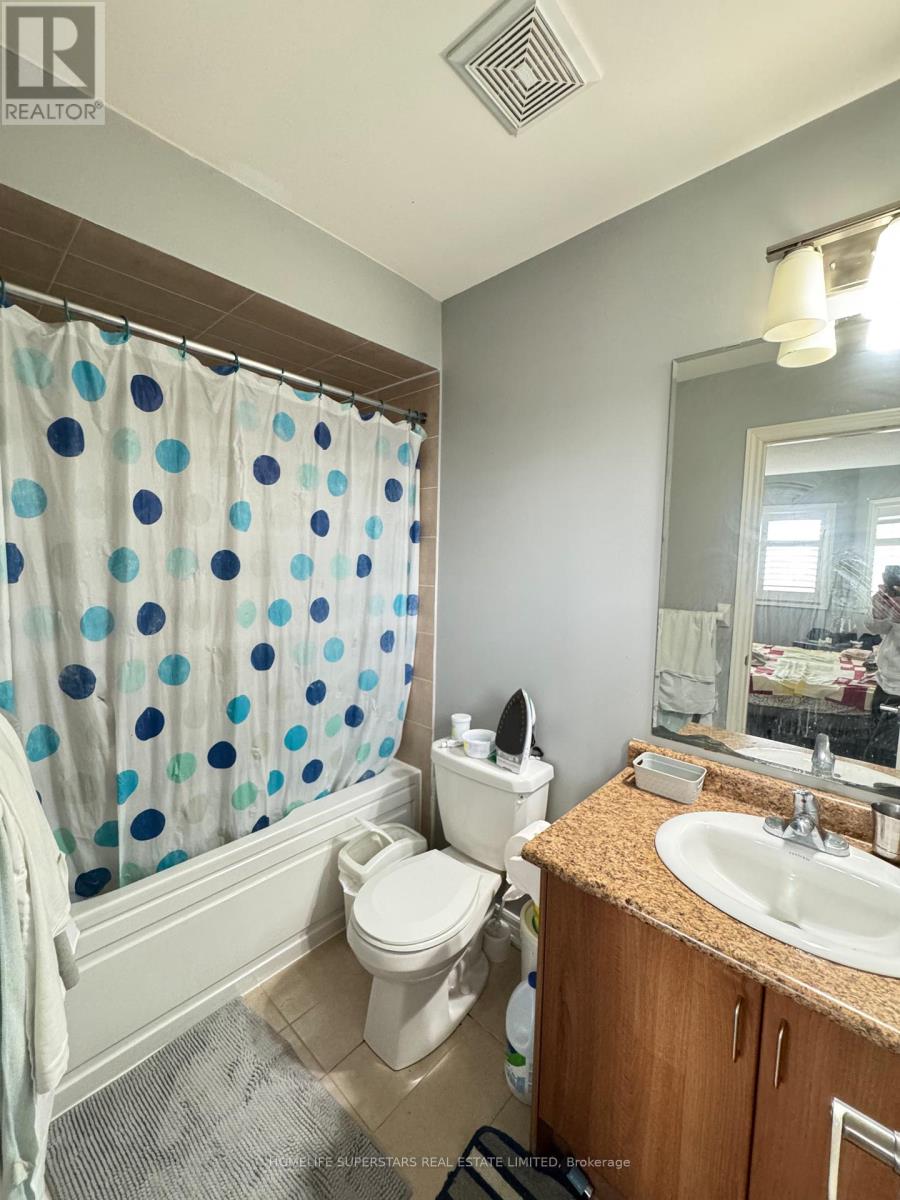126 MARTIN BYRNE DRIVE - 32