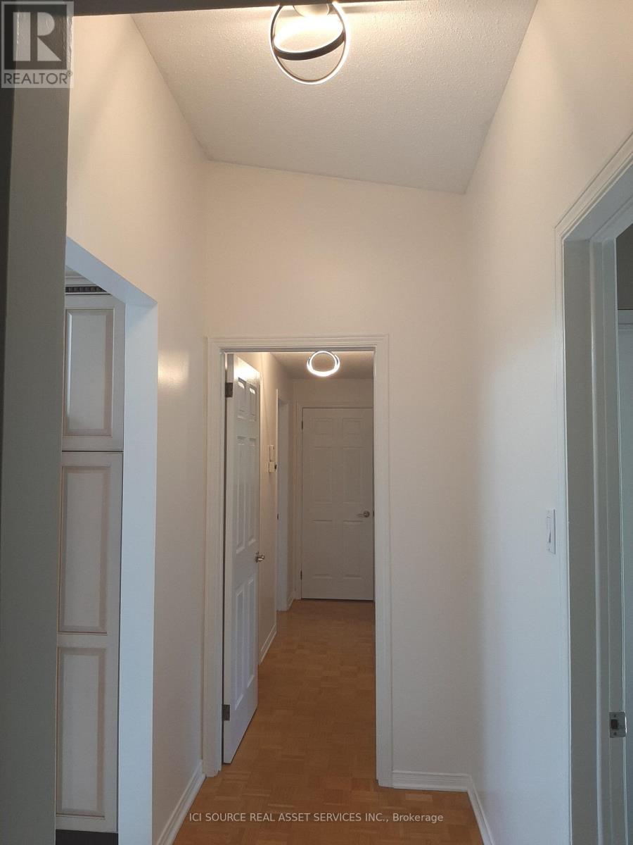 MAIN FL – 8 BIRCHVIEW ROAD, Ottawa. Luxury613. By Peter Sagos - Image 13